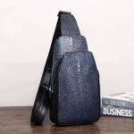 Sling galuchat noir luxueux, texture perlée