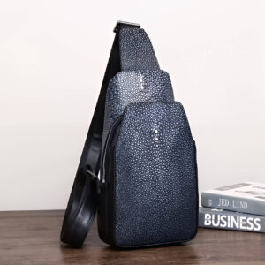 Sling galuchat noir luxueux, texture perlée