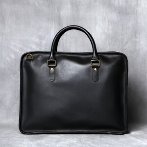Sacoche élégante en cuir avec surpiqûres